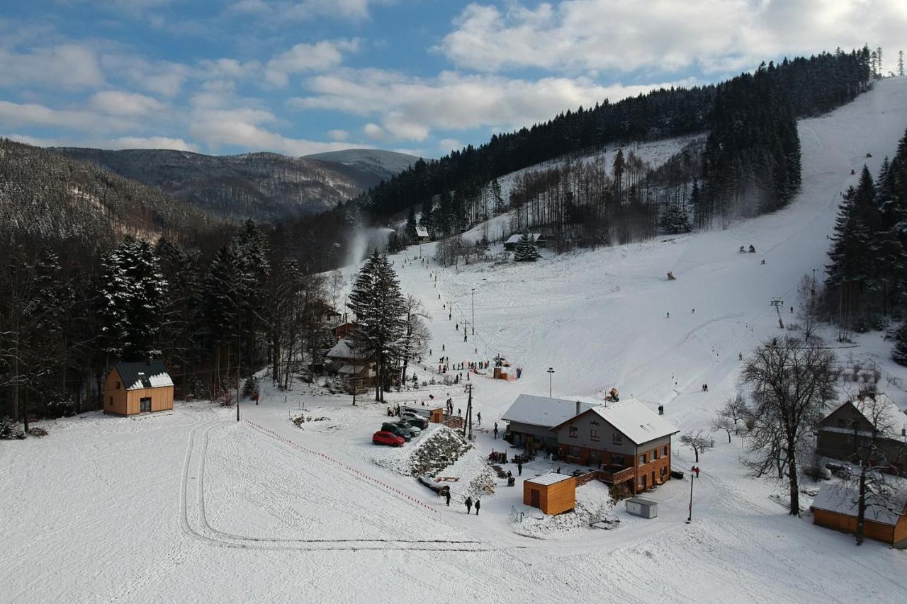 Chata Na Sjezdovce Malenovice  Экстерьер фото